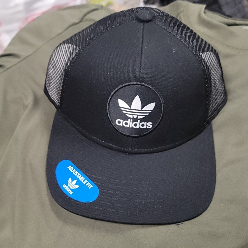 Addidas Original circle mesh snapback